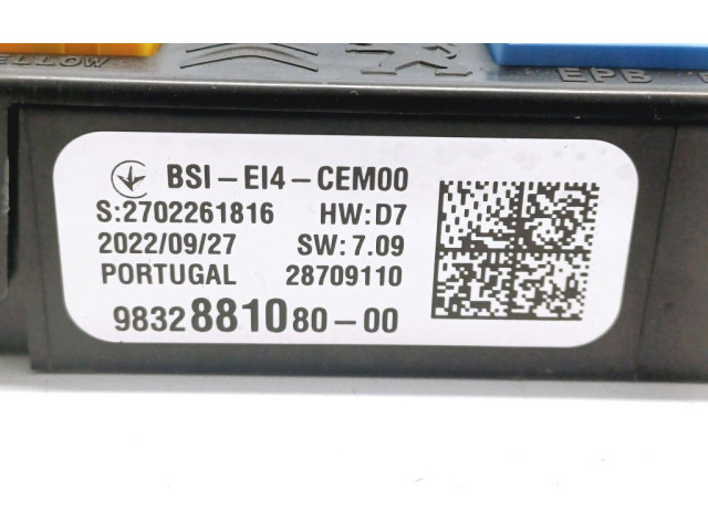 Блок предохранителей 9832881080   Peugeot 2008 II    