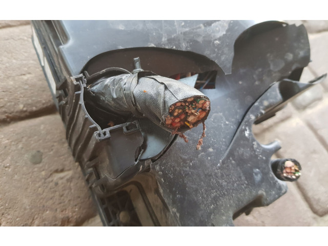 Блок предохранителей KIA Sorento