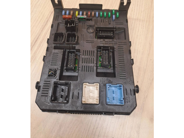 Блок комфорта 21676031, 28117435 Peugeot 307