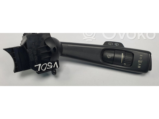 Ручка стеклоочистителей    Volvo V50