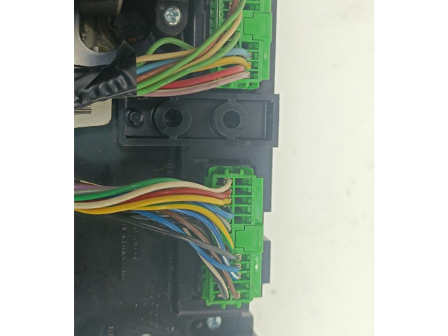 Блок управления климат-контролем 8691876   Volvo V70