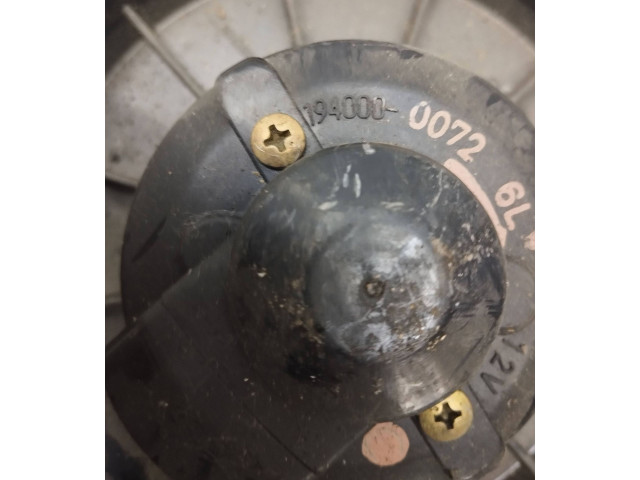 Вентилятор печки       Mazda 323