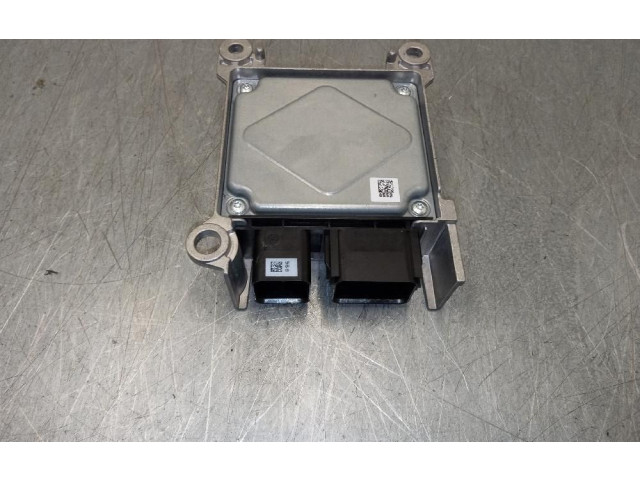 Блок управления парковки Ford Focus  2018 -  года 4M5T14B056BJ      