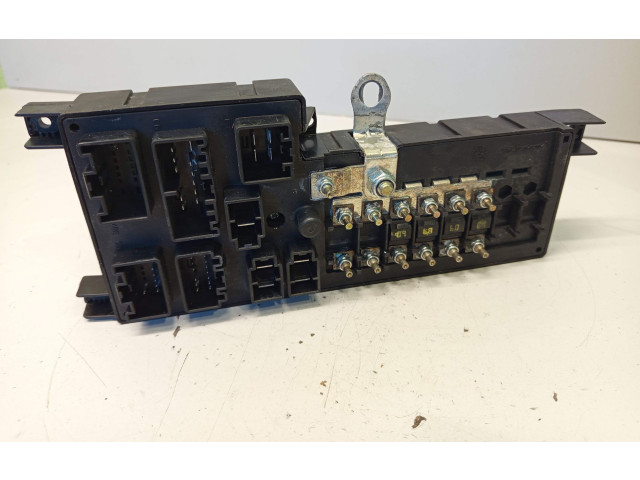 Блок предохранителей 9452993, 518322110 Volvo S60