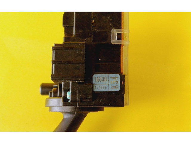 Ручка стеклоочистителей 173647   Toyota Corolla Verso E121