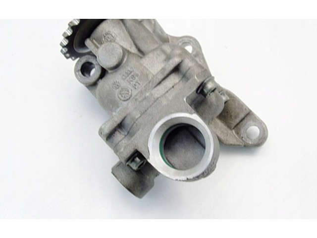 Масляный насос   045115105C  Skoda Fabia Mk3 (NJ) 