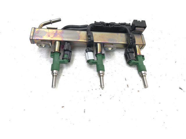 Топливная рампа 2325015070, F203307 Lexus LBX для двигателя M15A-Y90