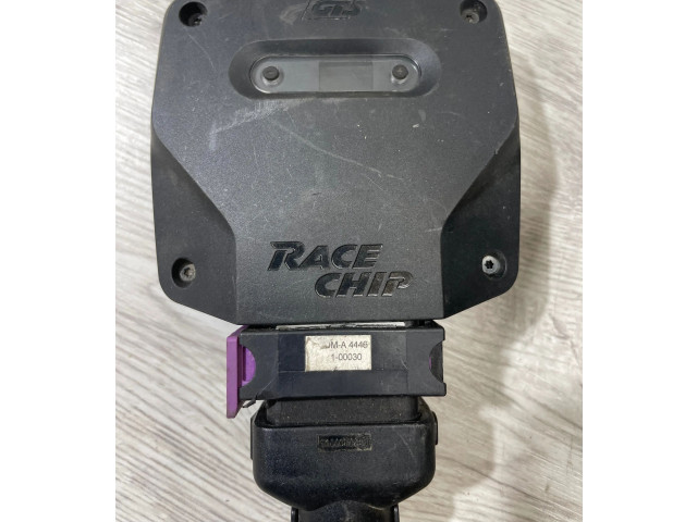 Блок управления двигателем ECU 202LSE137, Racechip   Volvo XC90  