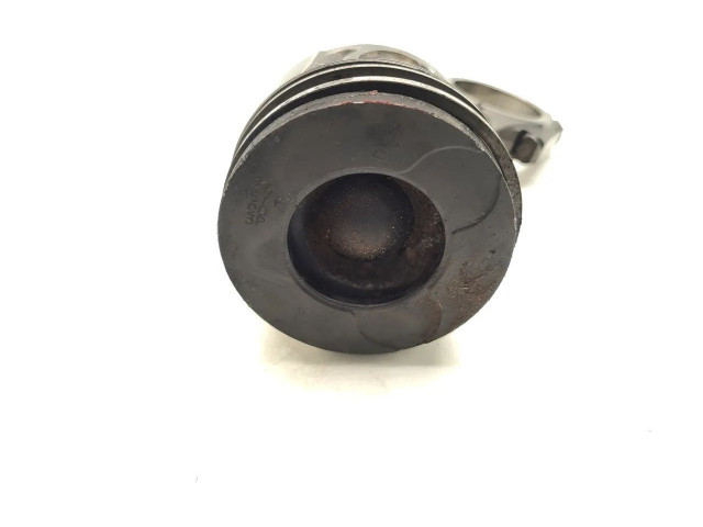 Поршень с шатуном Citroen C5