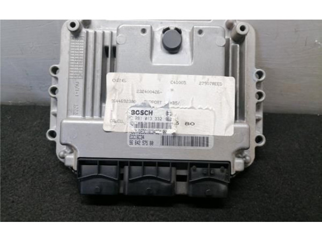 Блок управления двигателем Блок управления 281013332, 9664257580 Citroen C4 I