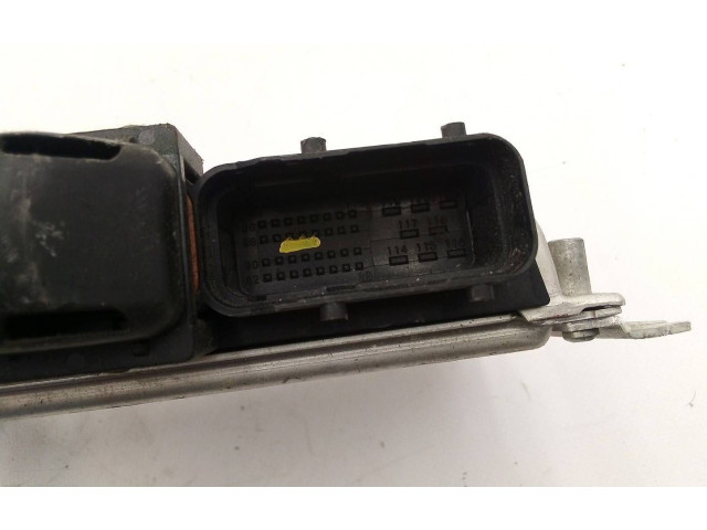 Блок управления двигателем Блок управления 39110-02421 Hyundai Getz