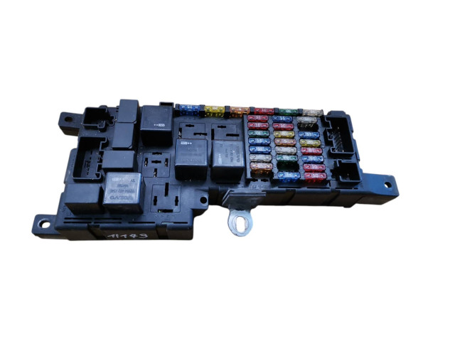 Блок предохранителей 8678449, 518788104   Volvo S80    