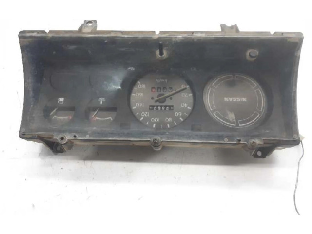 Přístrojová deska Nissan Patrol 160 21110301