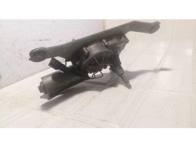 Моторчик заднего дворника 0390201528    Mitsubishi Carisma