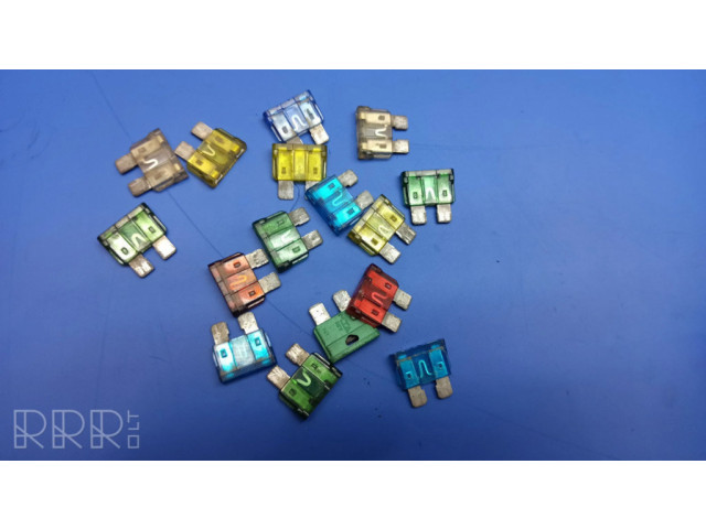 Блок предохранителей 1405451601, 08554325 Mercedes-Benz S W140