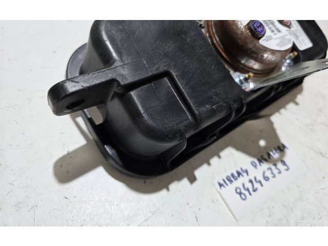 Подушка безопасности пассажира 84246339, 812834969 Chevrolet Camaro