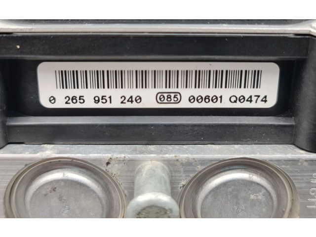 Блок АБС 0265951240, 0265238058   KIA  Venga   -  года