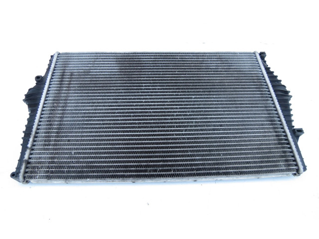 Интеркулер 30748809, 30730524 Volvo S60