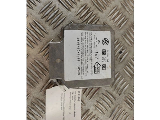 Блок подушек безопасности 6N0909603, 39950206   Volkswagen PASSAT B7