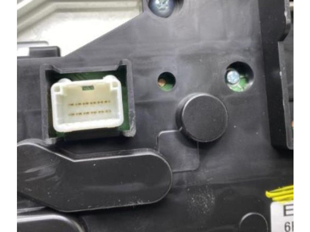 Přístrojová deska Nissan X-Trail T32 2018