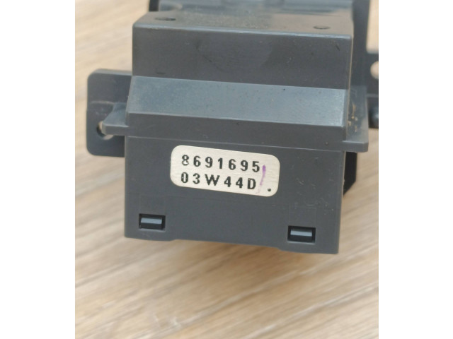 Ручка стеклоочистителей 8691695, 03W44D Volvo S80