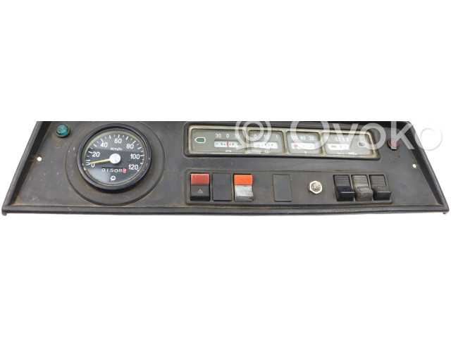 Панель приборов FSO Polonez