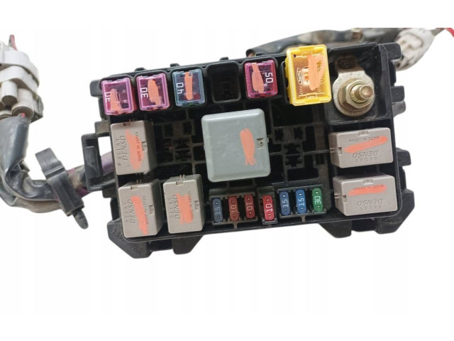 Блок предохранителей     Daihatsu Terios    
