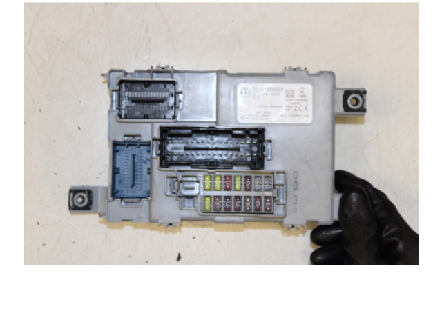   Pojistková skříňka 00521560520   Fiat Panda III 2011