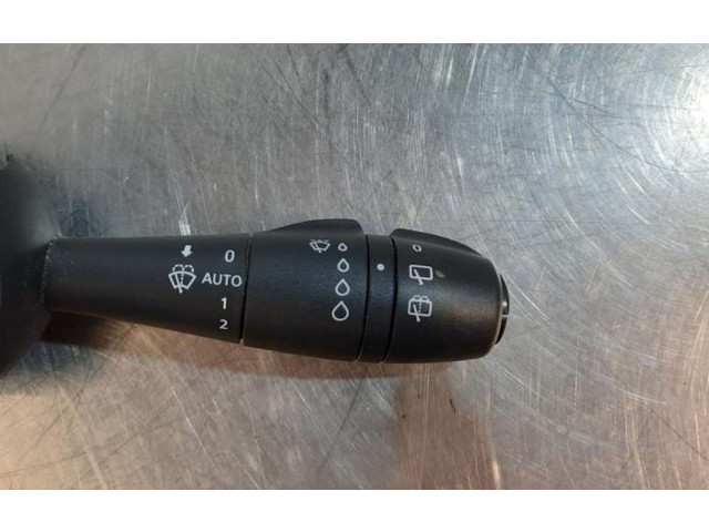 Ручка стеклоочистителей Renault Captur