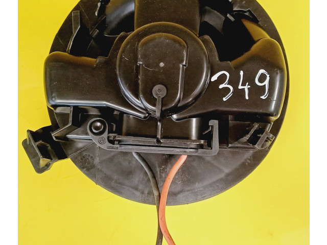 Вентилятор печки       Renault Clio III