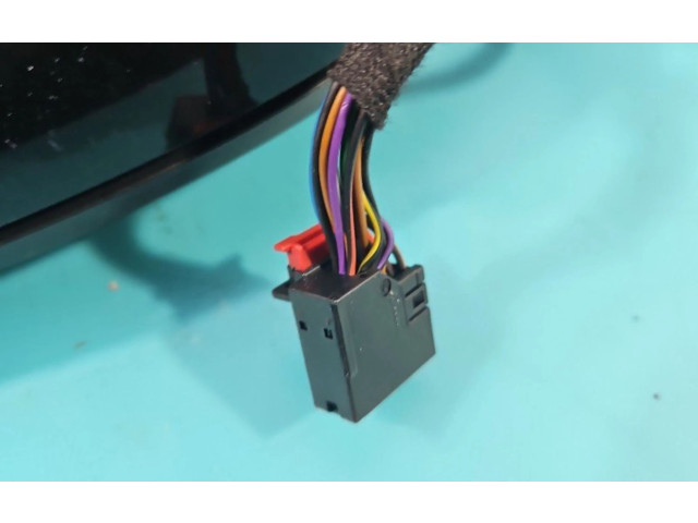 Зеркало электрическое Skoda Karoq 2017 - года