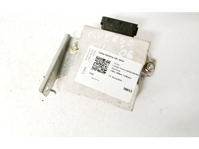 Блок управления Toyota Corolla Verso AR10