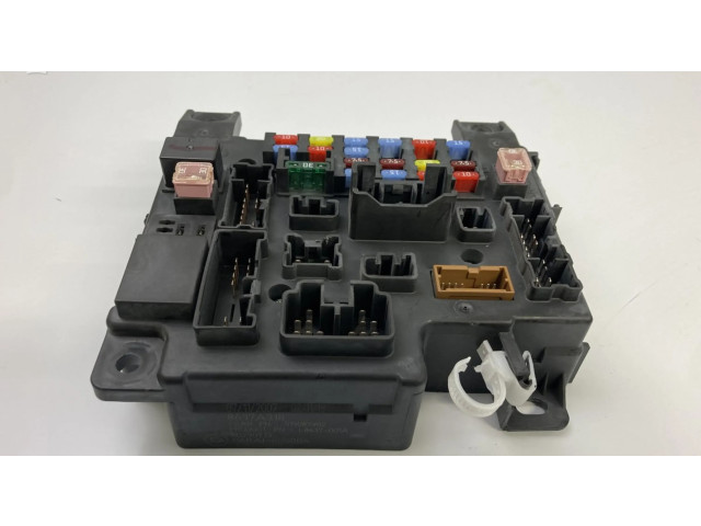 Блок предохранителей 8637A318 Mitsubishi Outlander