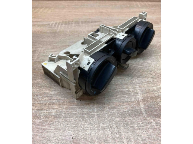 Блок управления климат-контролем 1U0819045   Skoda Octavia Mk1 (1U)