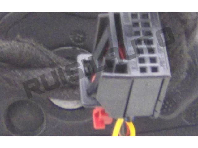 Зеркало электрическое Skoda Octavia Mk3 (5E) 2013 - 2019 года