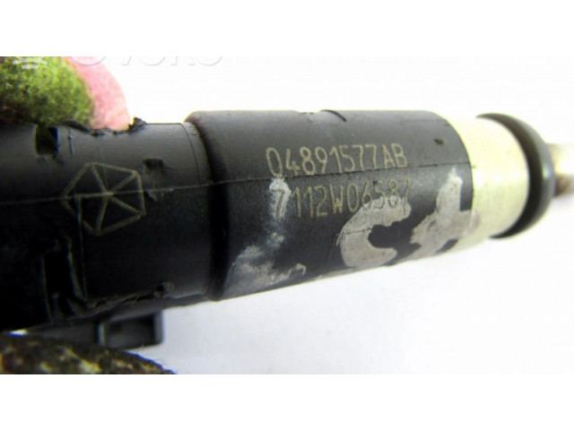 Vstřikovač 04891577AB   Dodge Caliber  pro benzínový motor 2.0 ECN 