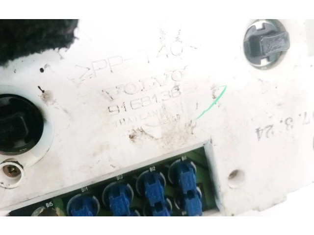 Панель приборов 9168144, 9168138   Volvo S70  V70  V70 XC       