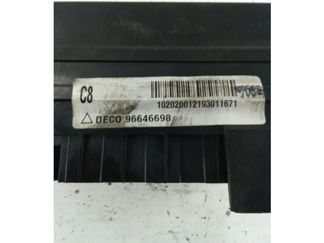Блок предохранителей 96646698   Chevrolet Epica    