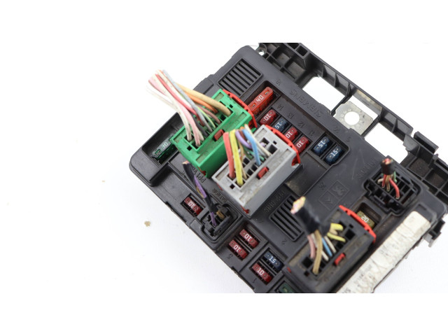 Блок предохранителей 9643498980, T118470002E Citroen C5