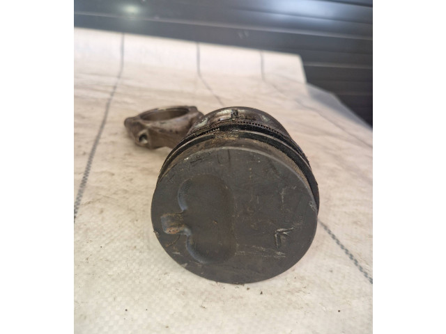  Поршень с шатуном - 030149513A  Jeep Cherokee  