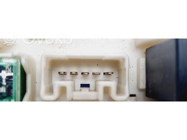 Комплект блоков управления MR951770, MM0038001 Mitsubishi Colt