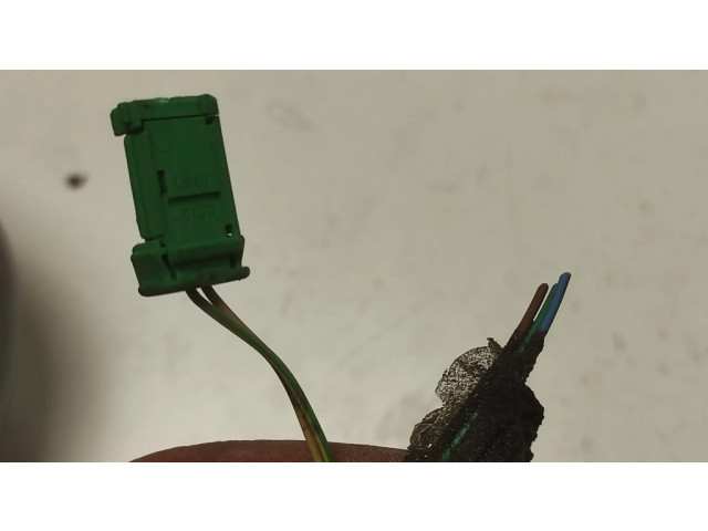 Зеркало электрическое левое Citroen C4 I 2004-2010 года