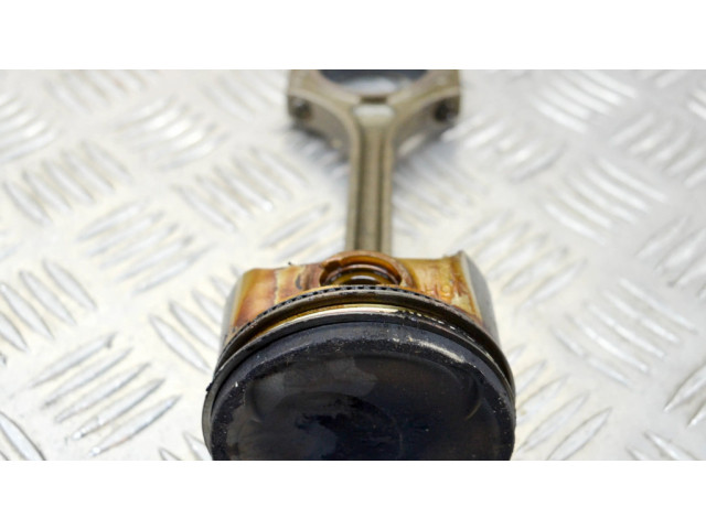 Píst 2304103HA0, 2351003HA0 Hyundai Ioniq pro benzínový / Электричество motor 1.6