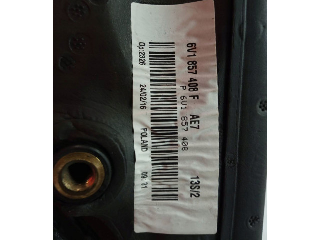 Зеркало электрическое Skoda Fabia Mk3 (NJ) 2015 - 2021 года