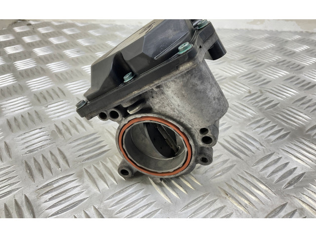 Дроссельная заслонка 03L128063T   Audi Q3 8U
