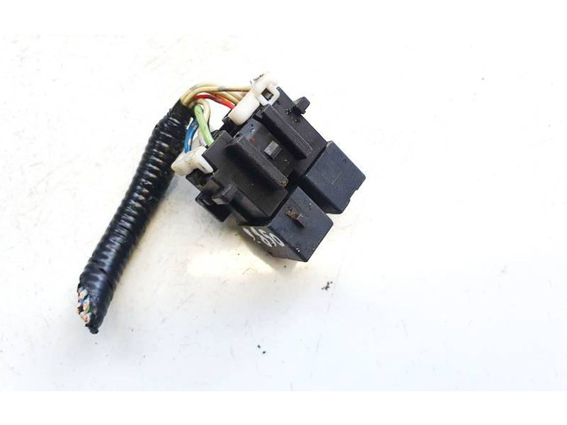 Pojistková skříňka 38385saag01, 38385-saa-g01 Honda FR-V 2005