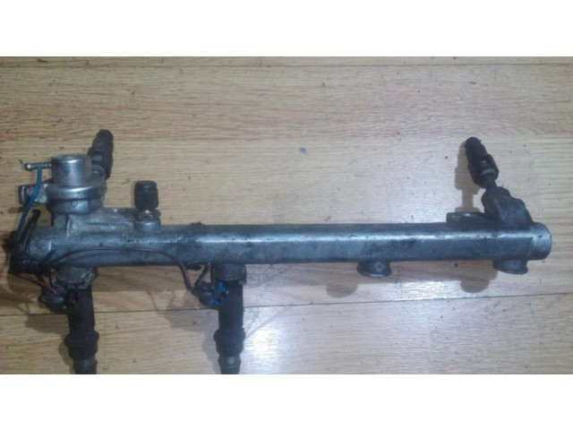 Vstřikovací lišta 90411551, 96 334 808 Daewoo Tacuma pro benzínový motor 1.6