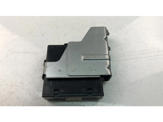 Блок управления 284965XA0B   Nissan Navara D40