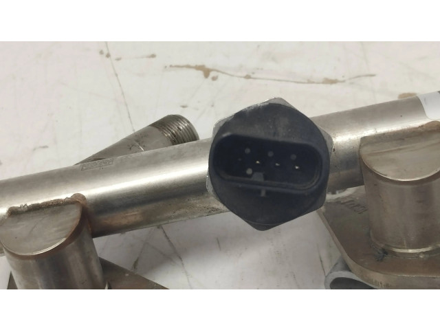 Топливная рампа A27407804   Mercedes-Benz C AMG W205 4.0 