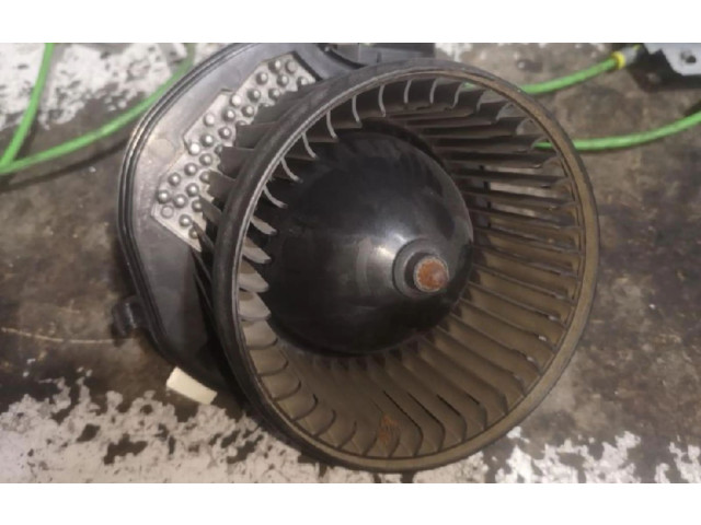 Вентилятор печки       Peugeot Expert